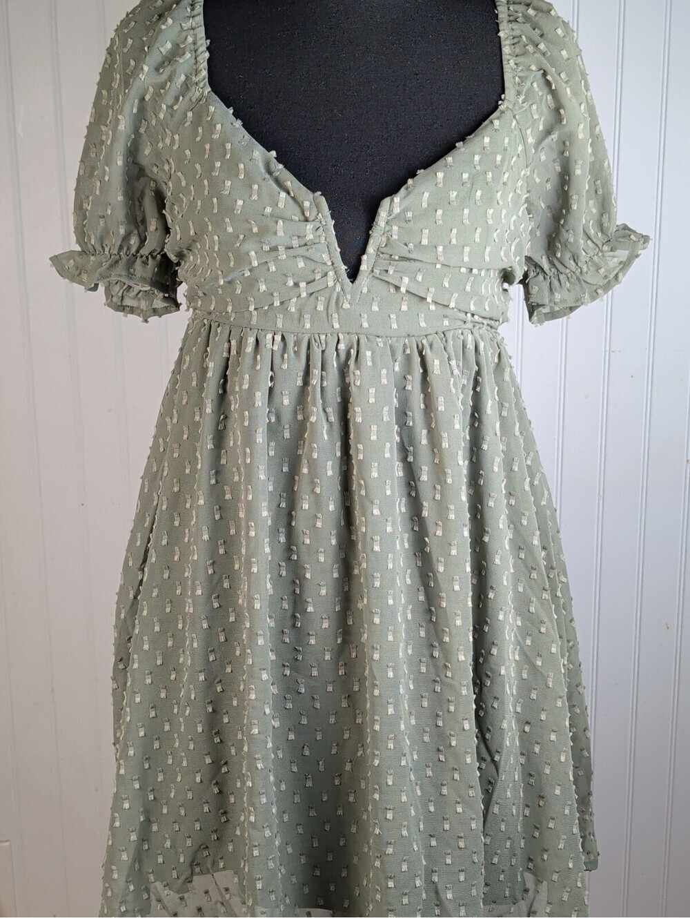 Inspired Hearts Sage Green Textured Babydoll Mini Dress Puff Sleeve V-Neck Small